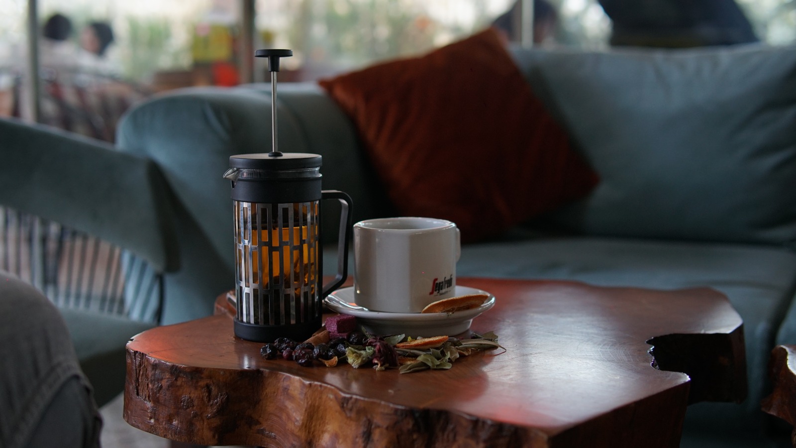 Doğal nane limon çayı